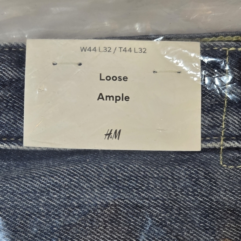 NWT Mens H&M Loose Ample Denim Jeans 44 x 32 - Picture 3 of 5